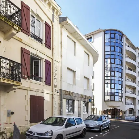 Charming Flat 4 Minutes From The Grande Plage Of Away - Welkeys *